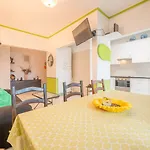 Guestready - Sea Breeze In Costa Da Caparica Lägenhet